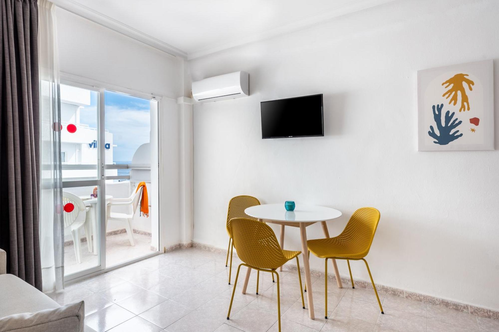 Hotel Apartamentos Vibra Lux Mar Ibiza Eksteriør billede